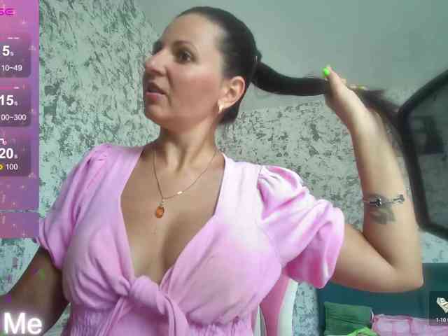 MistressMMM webcam