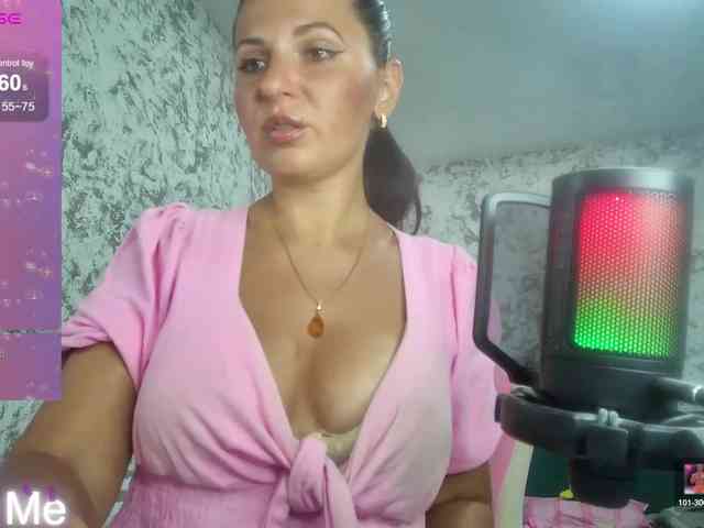 MistressMMM webcam