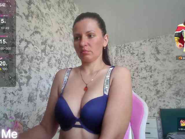 MistressMMM webcam