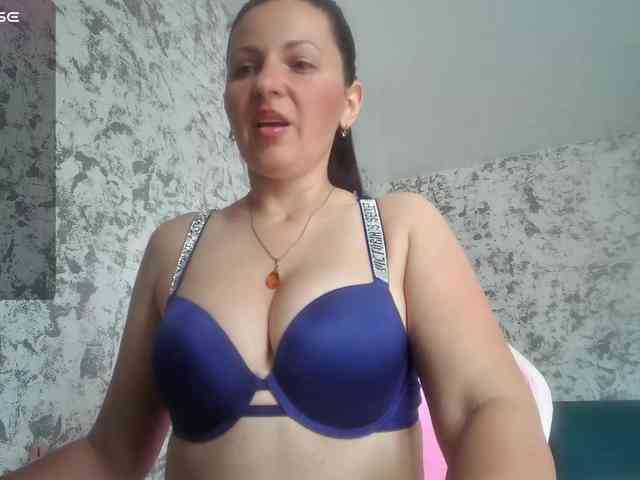 MistressMMM webcam