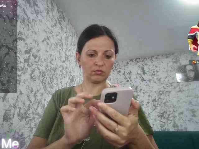 AwesomeGirlll Live Webcam on BongaCams