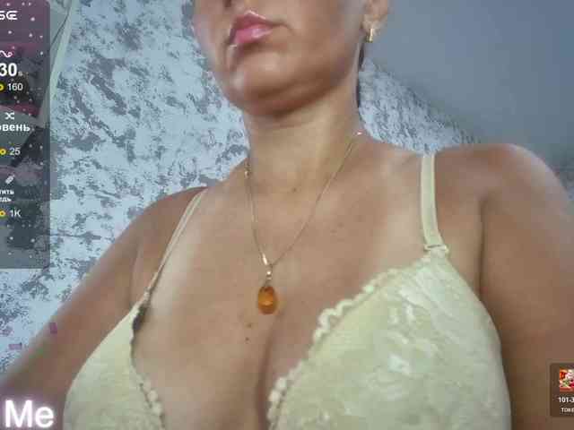 MistressMMM webcam