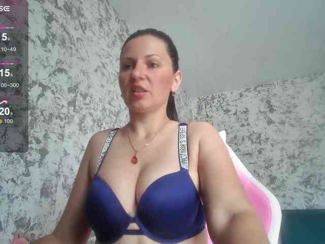 MistressMMM webcam