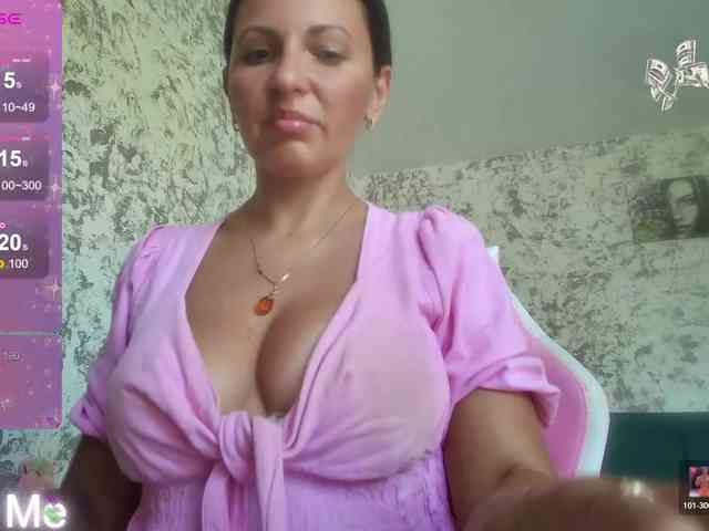 MistressMMM webcam