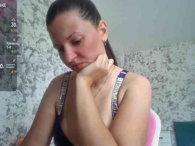 MistressMMM webcam
