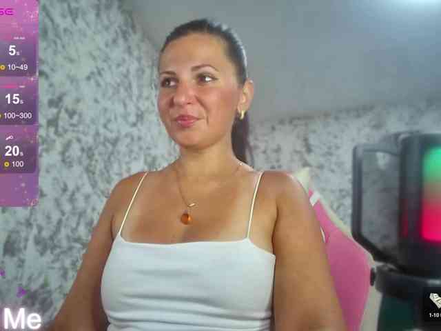 MistressMMM webcam