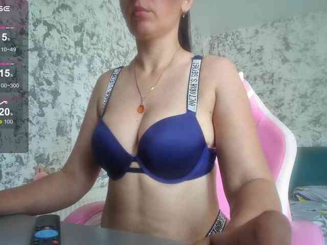 MistressMMM webcam