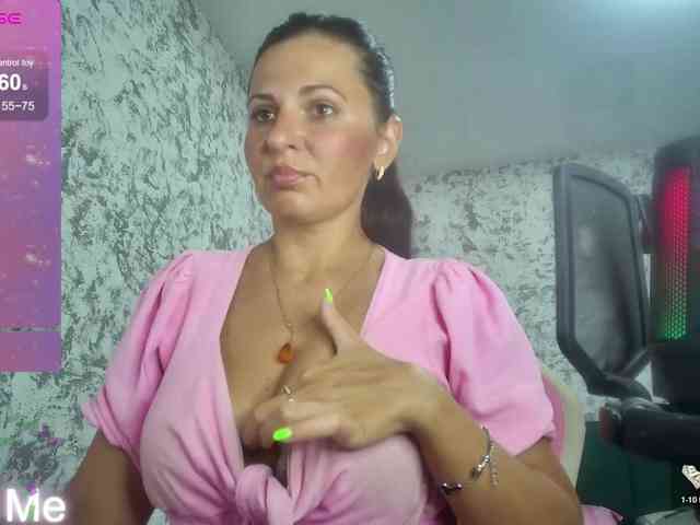 MistressMMM webcam