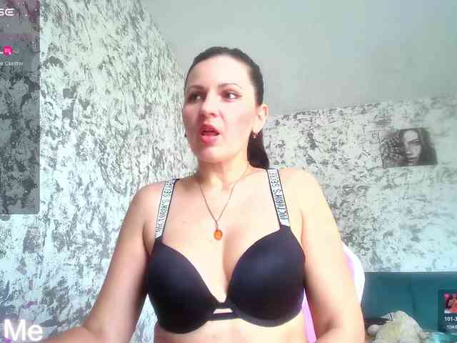 MistressMMM webcam