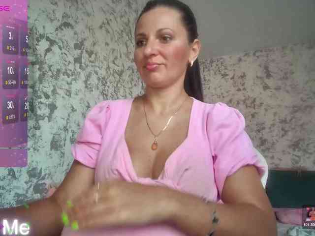MistressMMM webcam