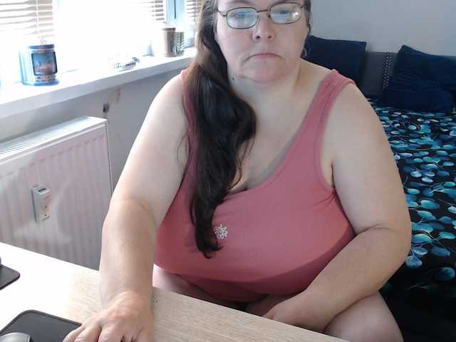 Bessy123 live webcam show