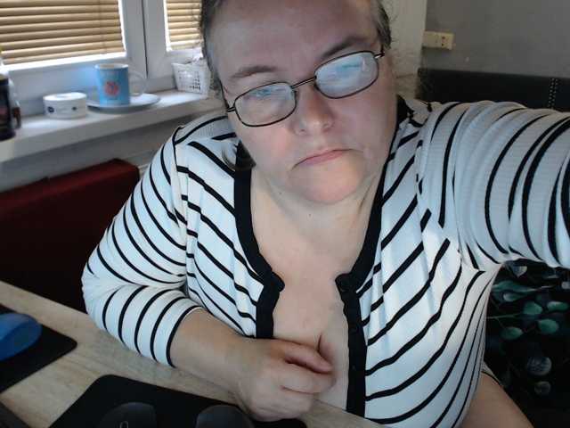 Bessy123 live cam on BongaCams