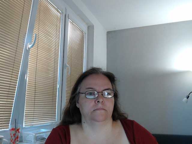 Bessy123 live cam on BongaCams