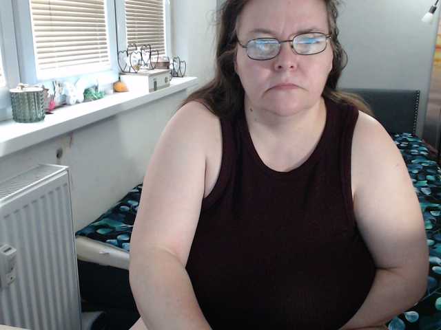 Bessy123's BongaCams show and profile