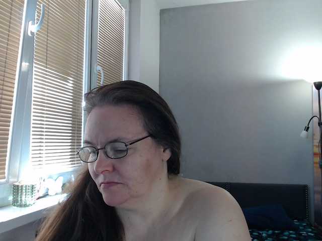 Bessy123's BongaCams show and profile