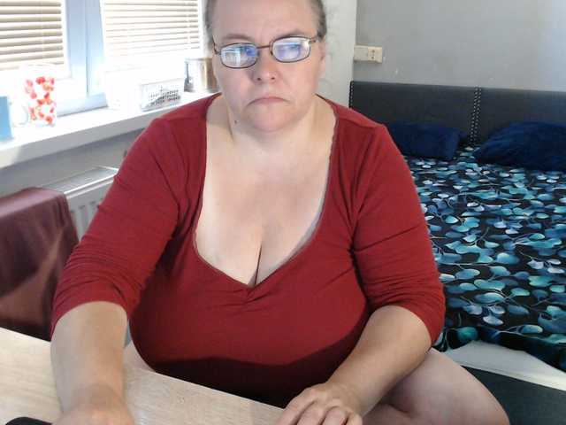 bessy123 live sex show
