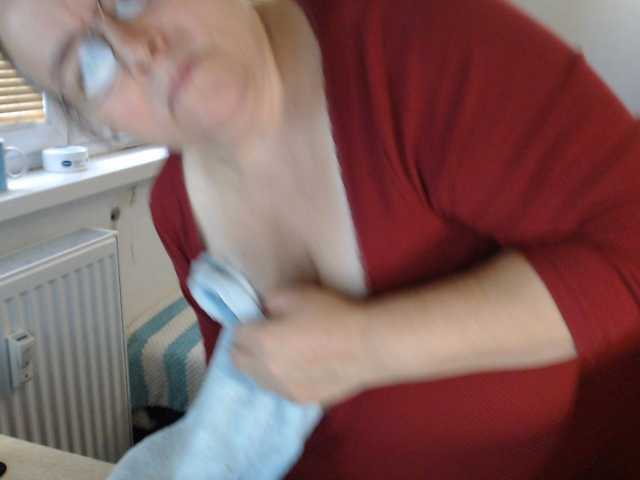 Bessy123 live cam preview