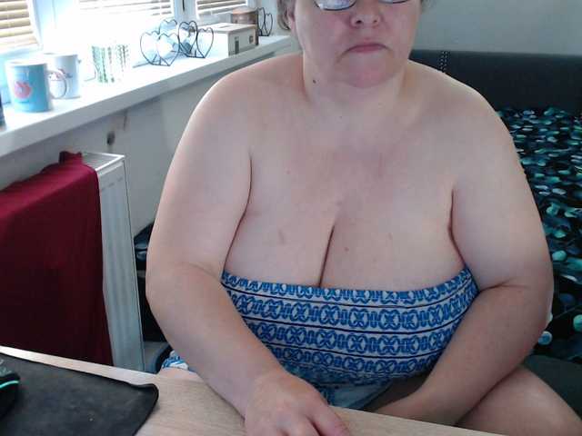 bessy123 live sex show
