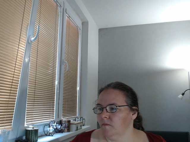 Bessy123 live cam on BongaCams