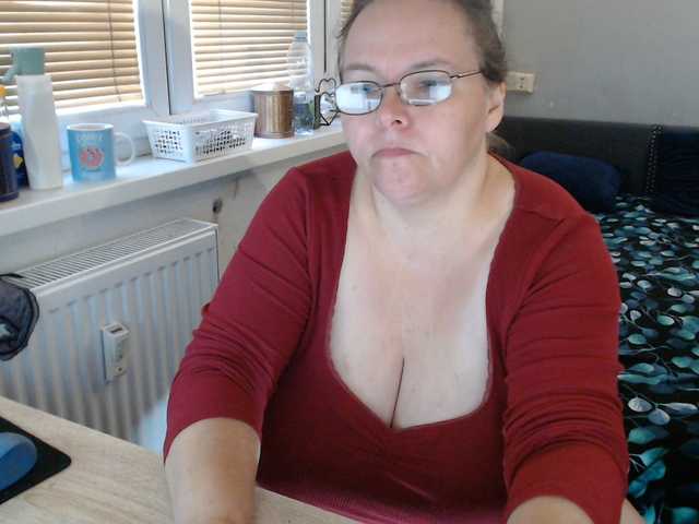 bessy123 live sex