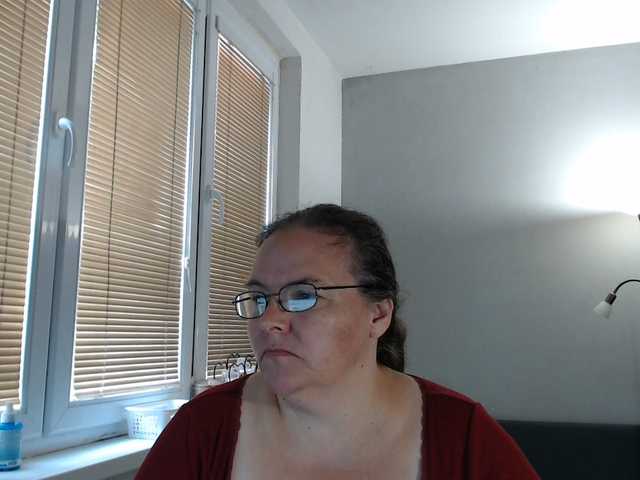 Bessy123 live cam on BongaCams