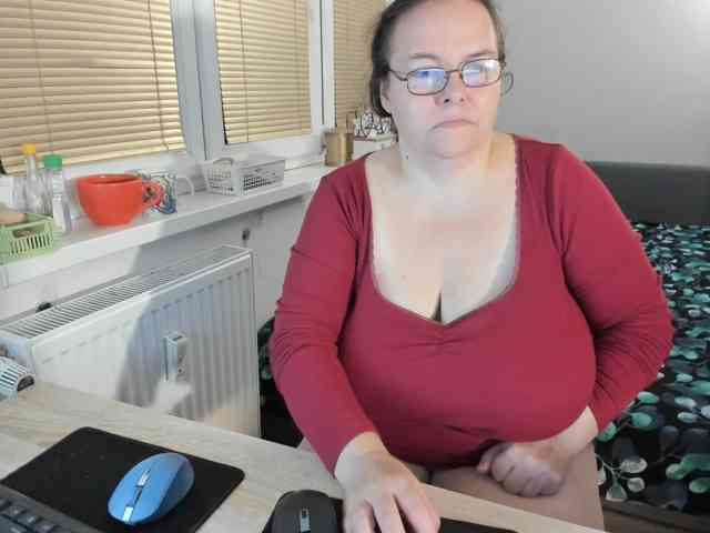 Modella: Bessy123