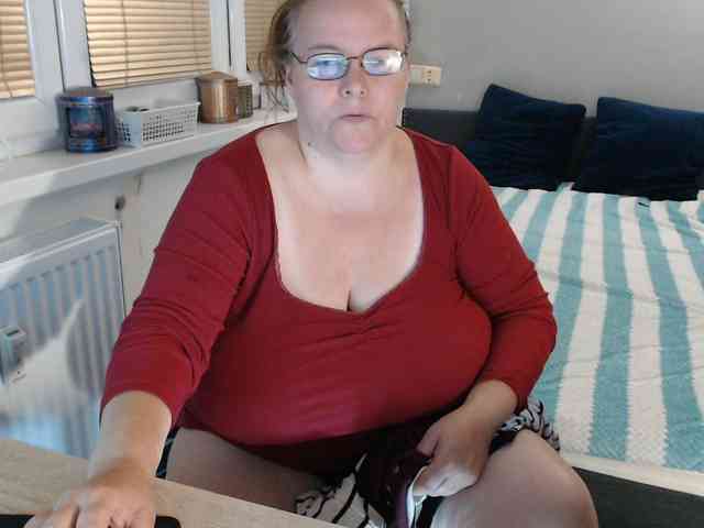 bessy123's live room
