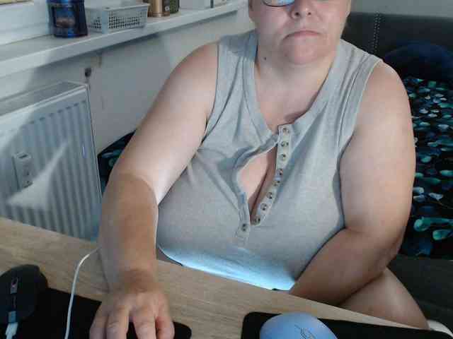 Bessy123 webcam