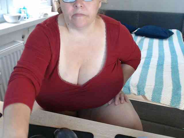 Bessy123 webcam