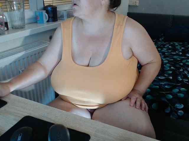 Bessy123 webcam