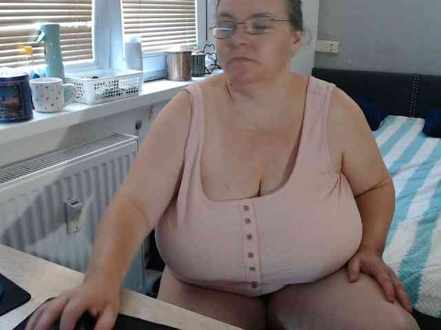 Bessy123 webcam