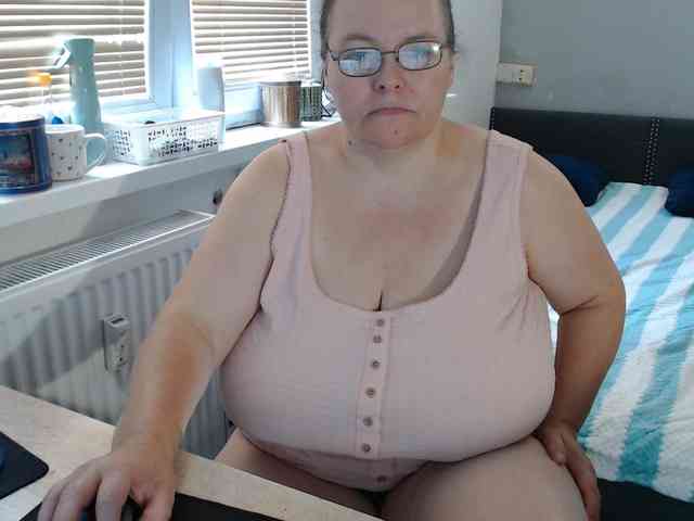 Bessy123 webcam