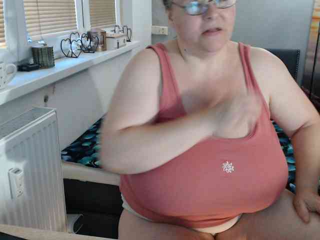 Bessy123 webcam