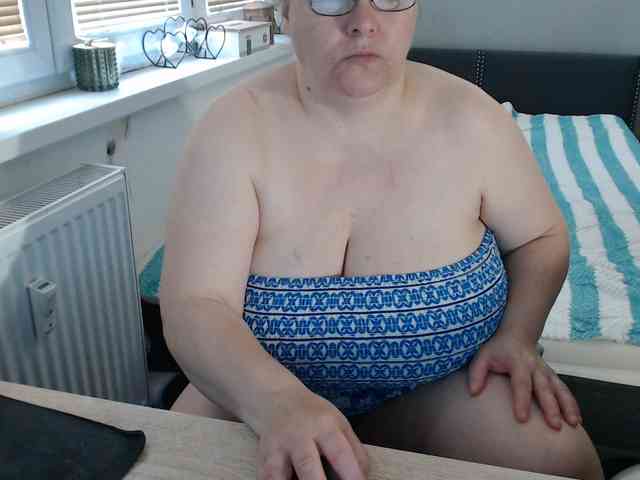 Bessy123 webcam