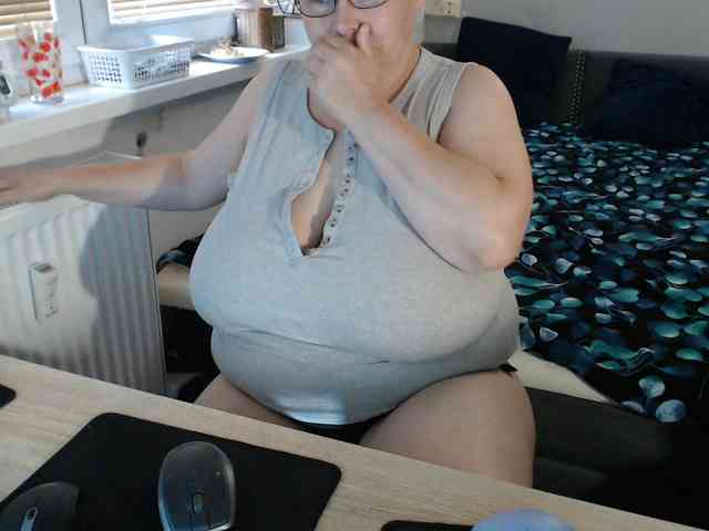 Bessy123 webcam