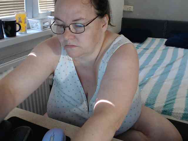 Bessy123 webcam