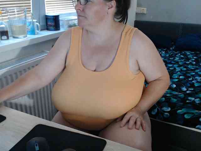 Bessy123 webcam