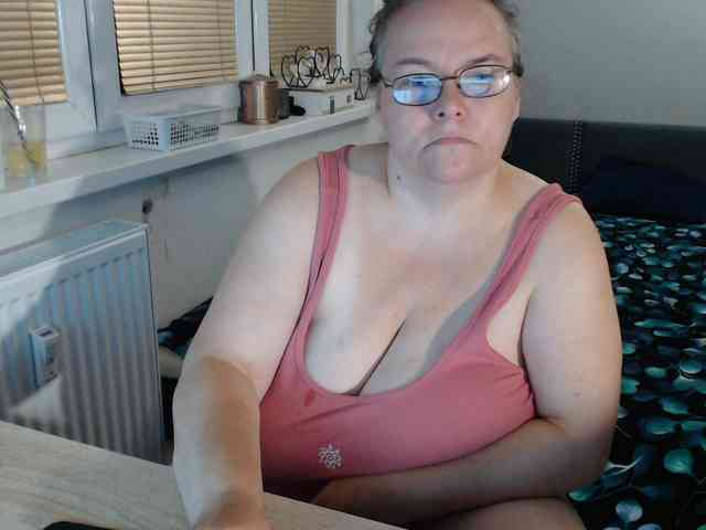 Modella: Bessy123