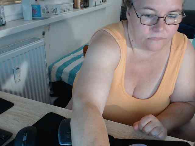 Bessy123 webcam