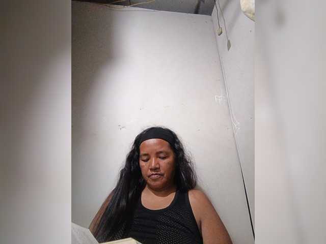 AsianBella live cam preview
