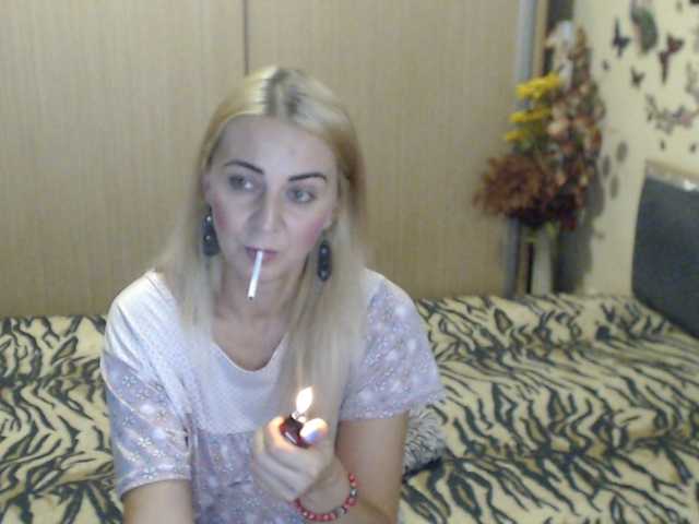 MirabelaSweet live webcam show