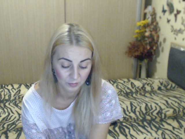 MirabelaSweet live cam on BongaCams