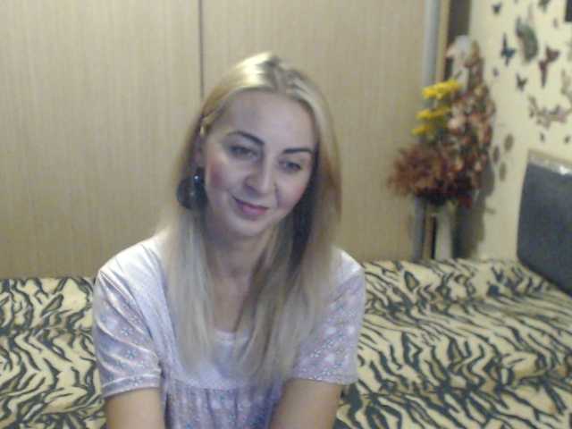 MirabelaSweet live webcam show