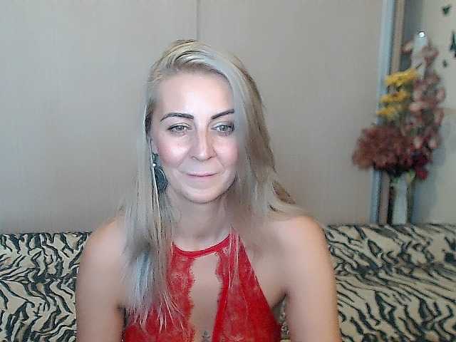 MirabelaSweet live cam on BongaCams