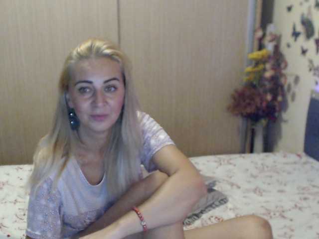 MirabelaSweet live cam on BongaCams