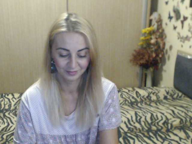 MirabelaSweet live webcam show