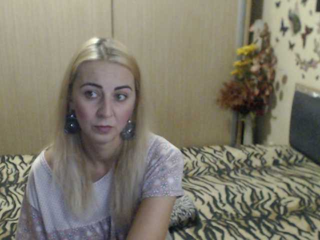 MirabelaSweet live webcam show
