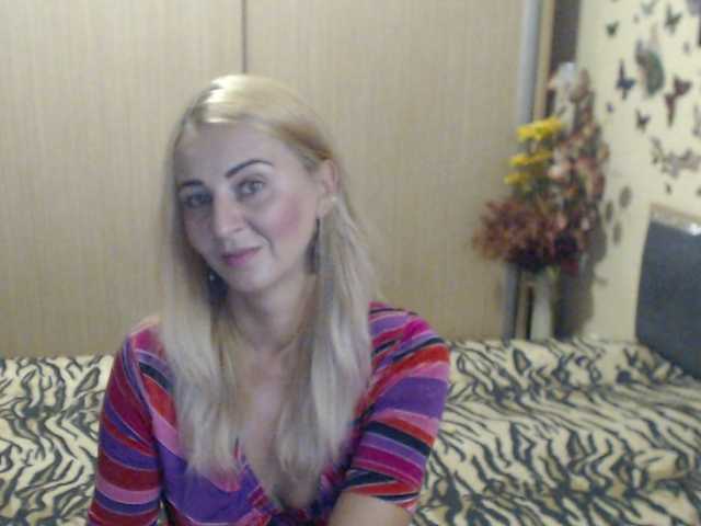 MirabelaSweet live webcam show