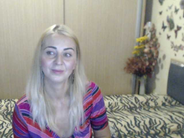 MirabelaSweet live webcam show