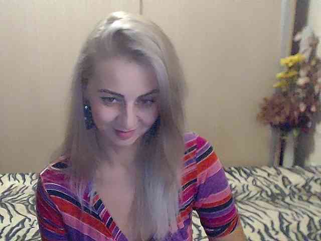 MirabelaSweet webcam
